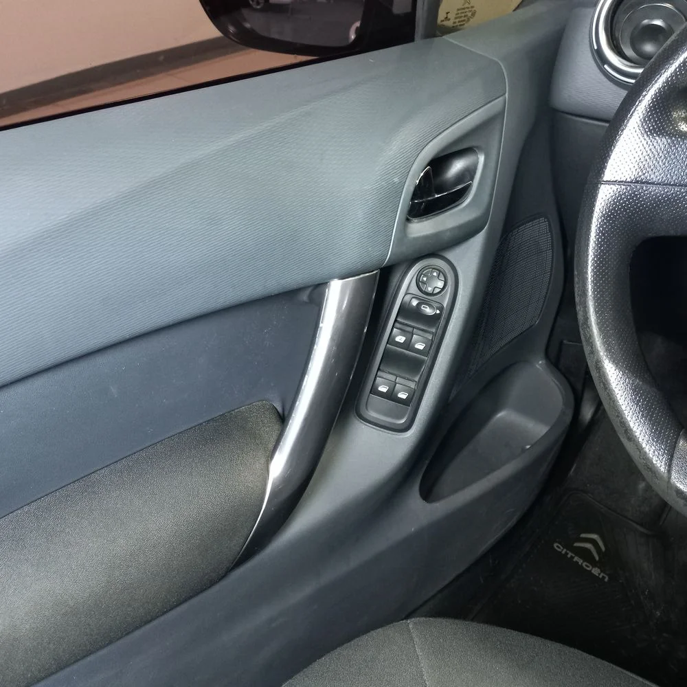 CITROEN C3 2013 4x2 NAFTA Miniatura 16