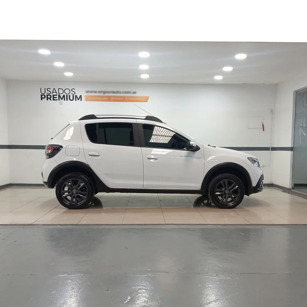 RENAULT Sandero Stepway 2020 4x2 NAFTA Miniatura 4