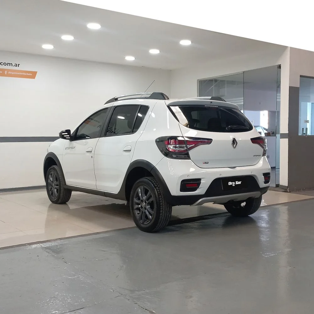 RENAULT Sandero Stepway 2020 4x2 NAFTA Miniatura 7