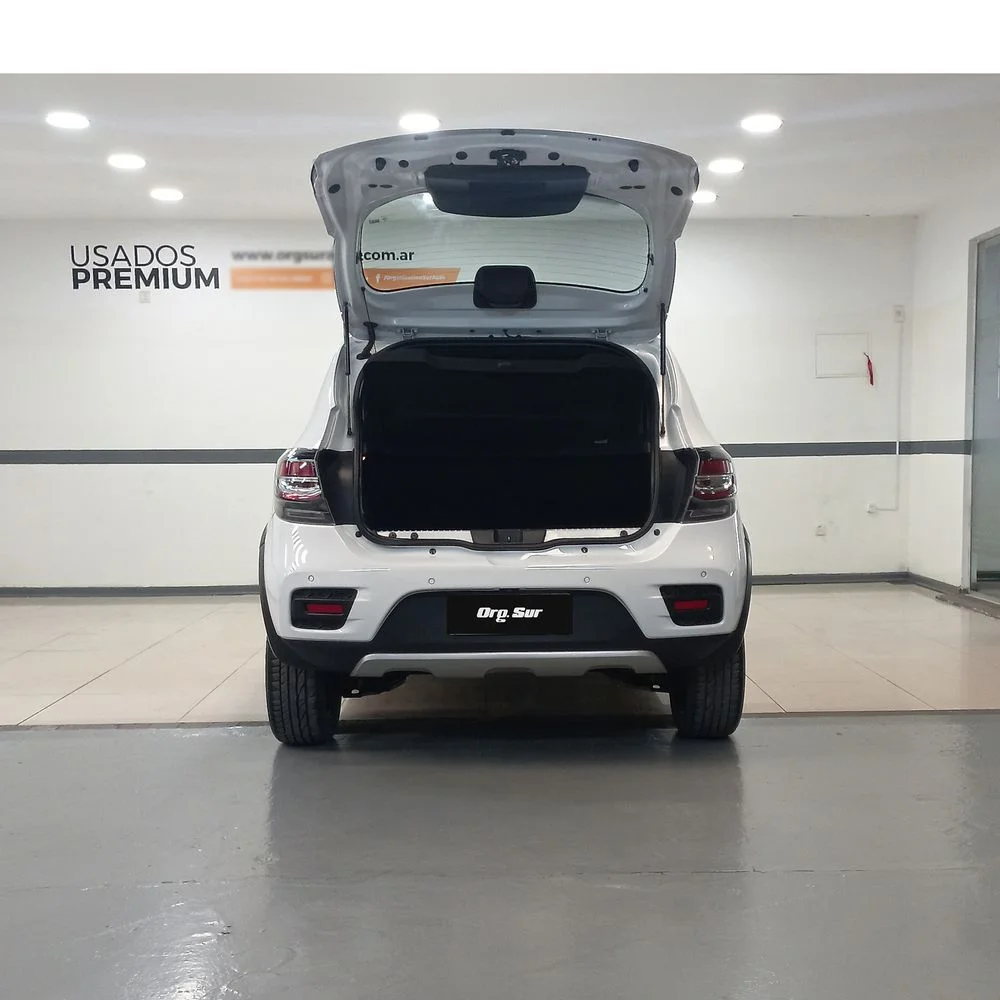RENAULT Sandero Stepway 2020 4x2 NAFTA Miniatura 9