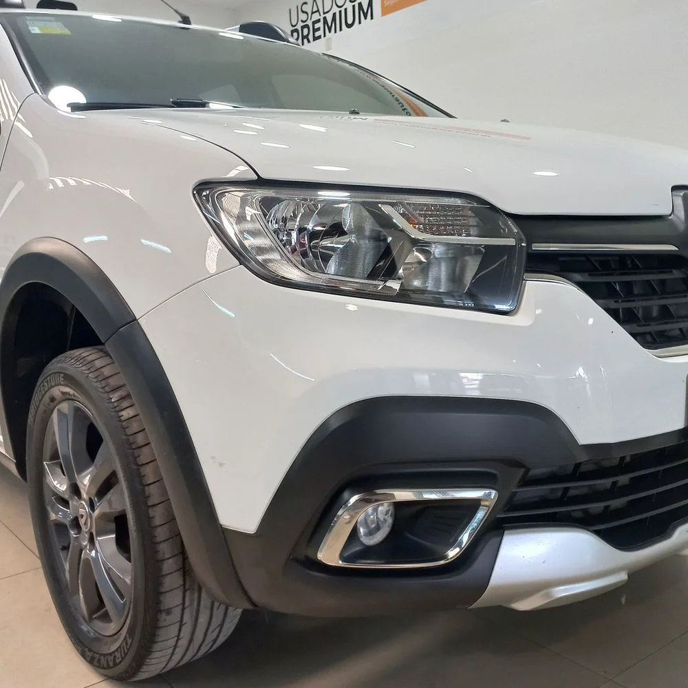 RENAULT Sandero Stepway 2020 4x2 NAFTA Miniatura 11