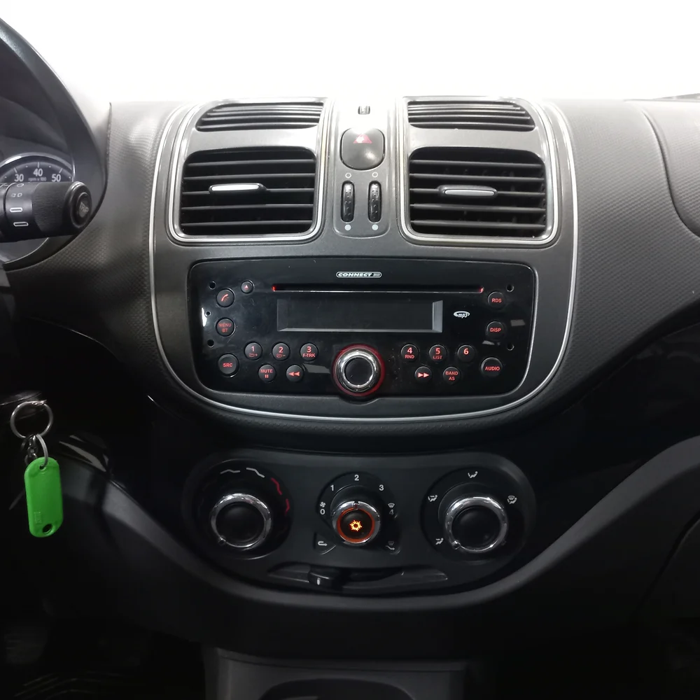 FIAT Palio 2017 4x2 NAFTA Miniatura 10