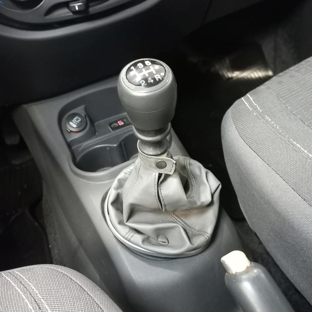 FIAT Palio 2017 4x2 NAFTA Miniatura 11
