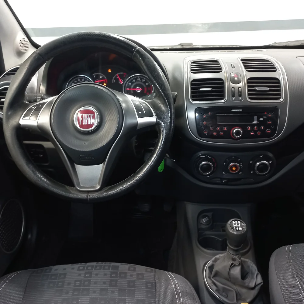 FIAT Palio 2017 4x2 NAFTA Miniatura 13