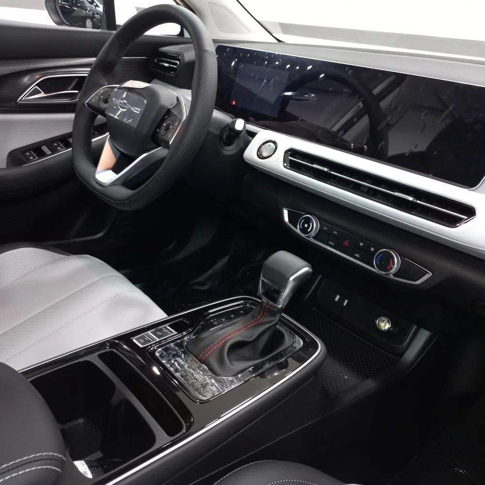 BAIC U5 PLUS 2026 4x2 NAFTA Miniatura 18