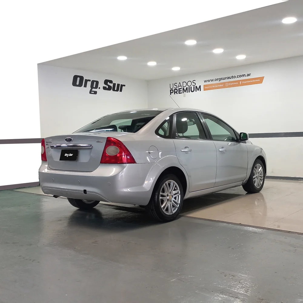 FORD Focus 2010 4x2 DIESEL Miniatura 5