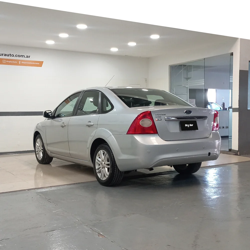 FORD Focus 2010 4x2 DIESEL Miniatura 7