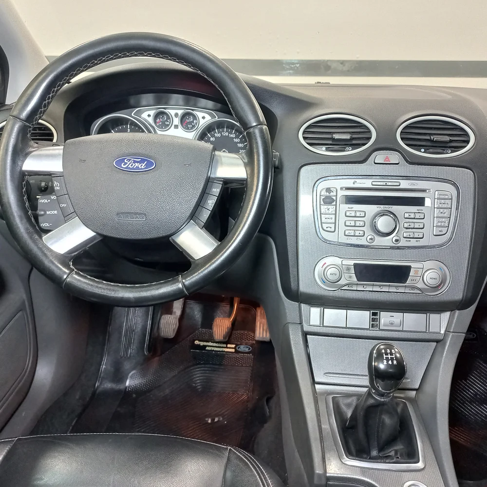 FORD Focus 2010 4x2 DIESEL Miniatura 15