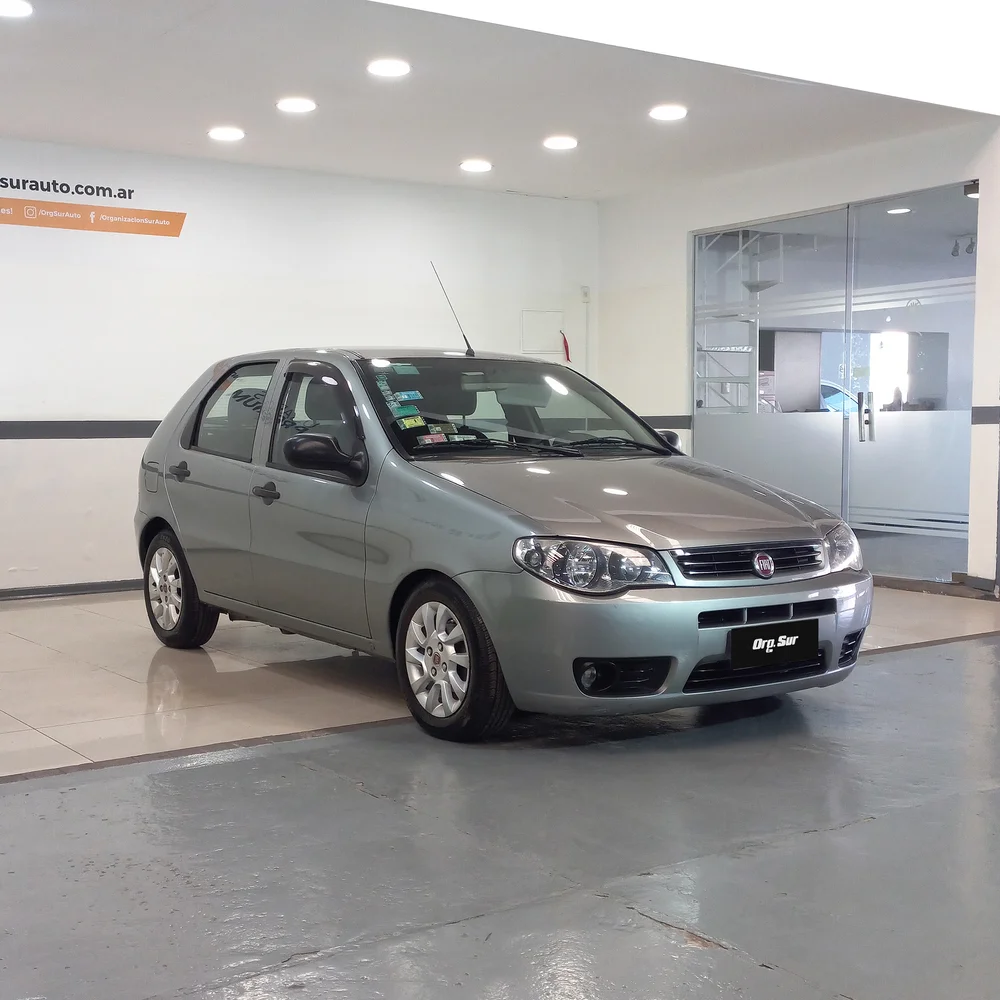 FIAT Palio 2017 4x2 NAFTA Miniatura 3