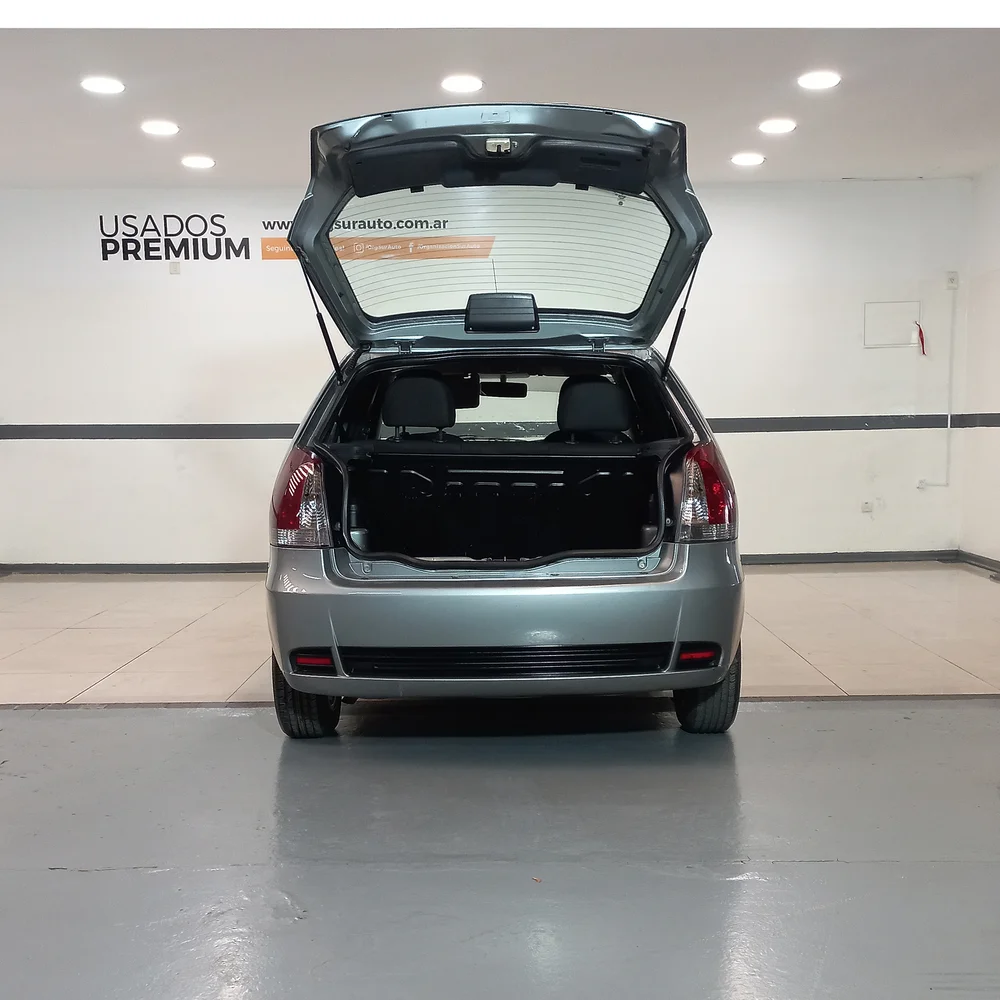 FIAT Palio 2017 4x2 NAFTA Miniatura 10