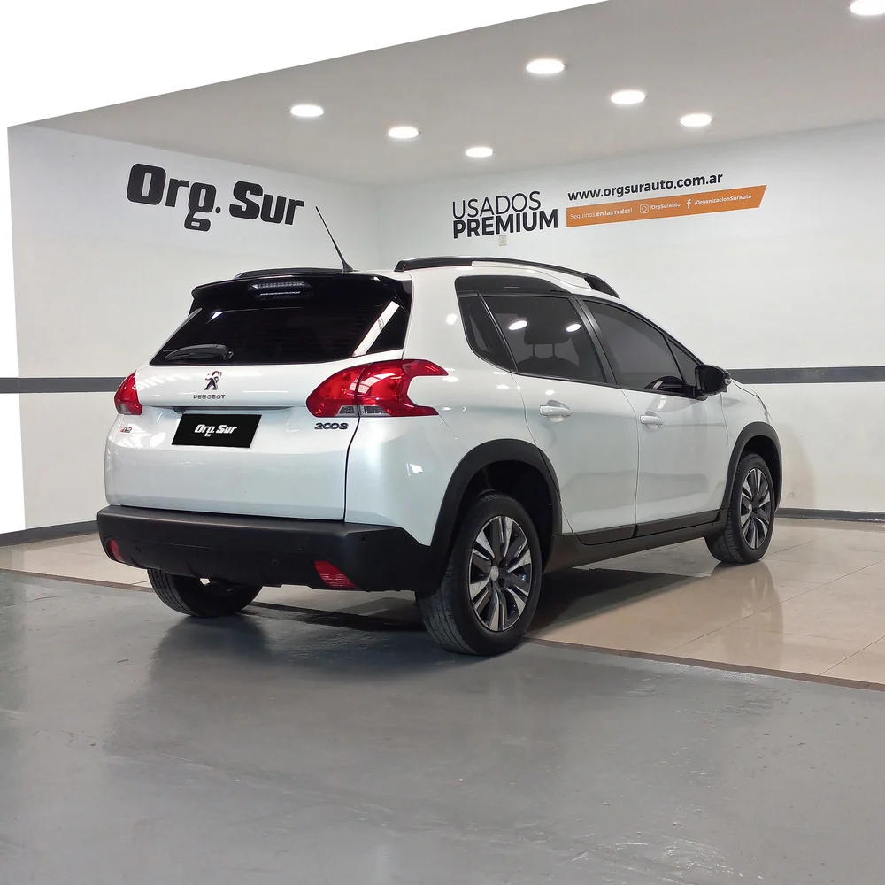 PEUGEOT 2008 2021 4x2 NAFTA Miniatura 5