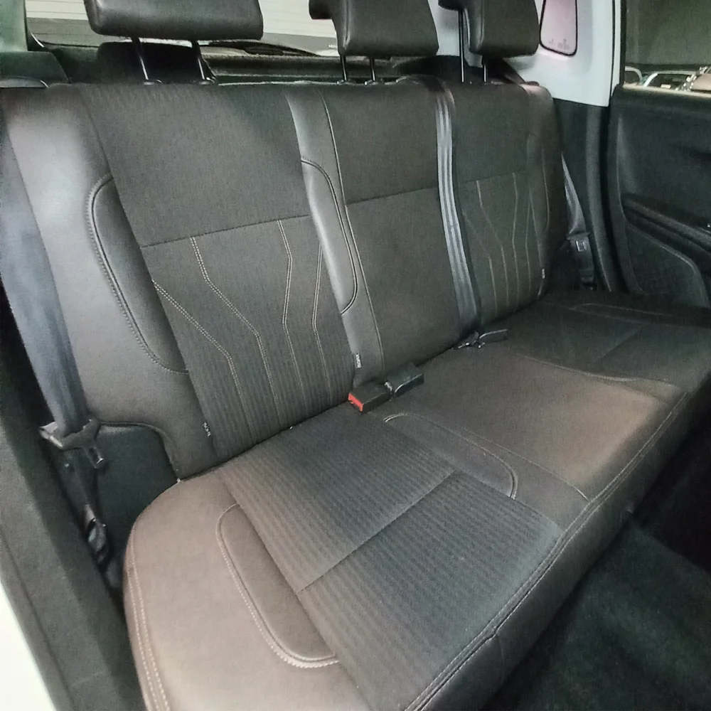 PEUGEOT 2008 2021 4x2 NAFTA Miniatura 19