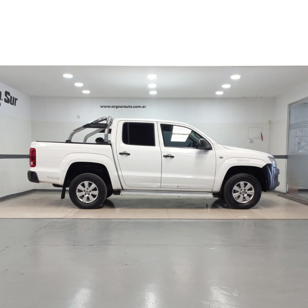 VW Amarok 2011 4x2 DIESEL Miniatura 4
