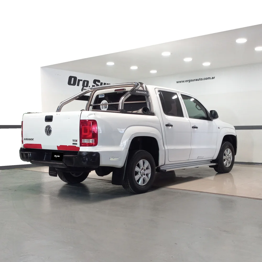 VW Amarok 2011 4x2 DIESEL Miniatura 5