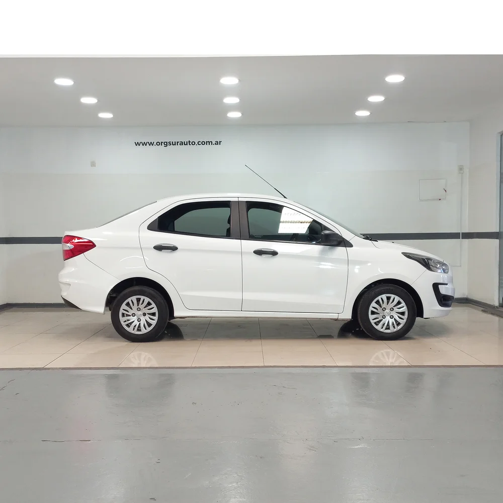 FORD KA 2019 4x2 NAFTA Miniatura 4