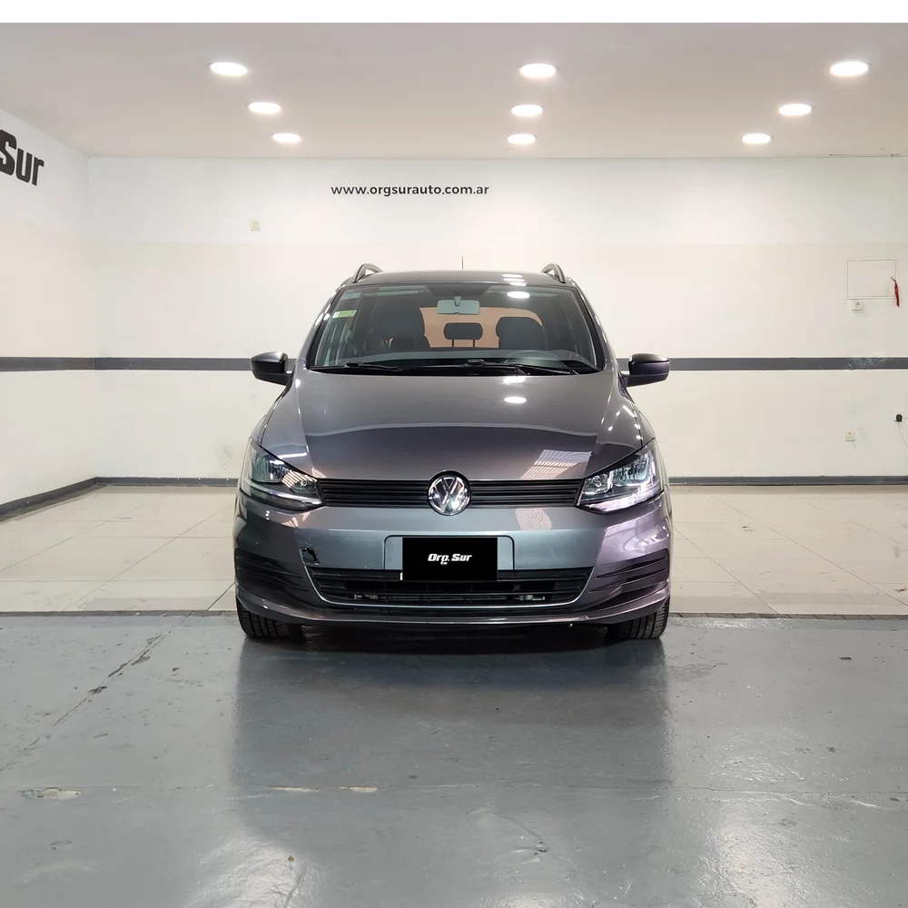 VW Suran 2015 4x2 NAFTA Miniatura 2