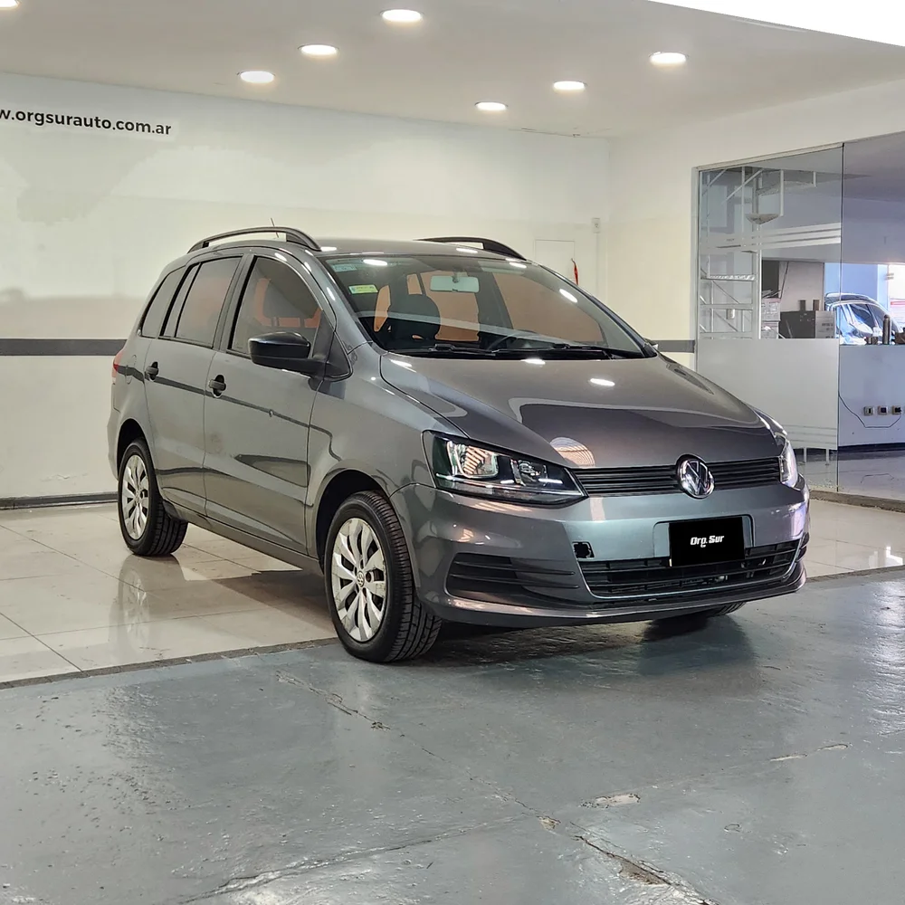 VW Suran 2015 4x2 NAFTA Miniatura 3