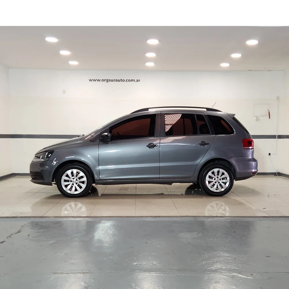 VW Suran 2015 4x2 NAFTA Miniatura 8