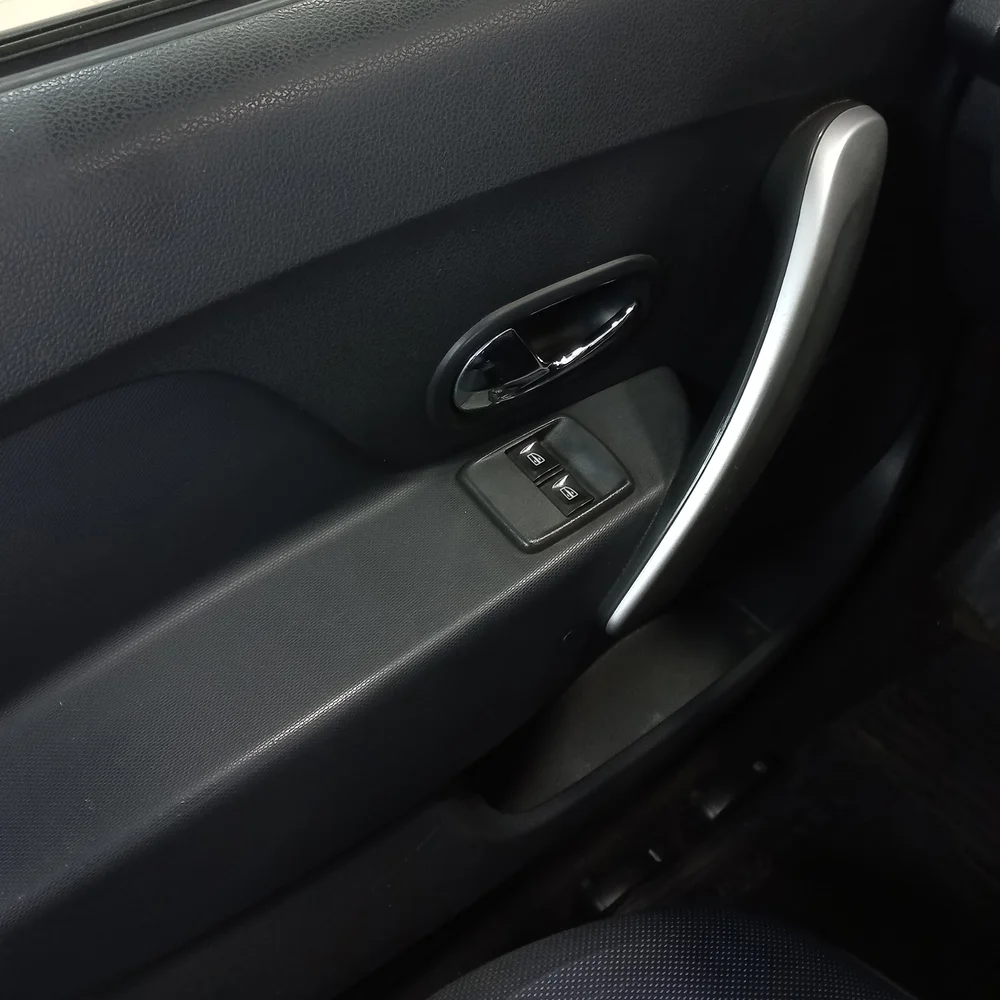 RENAULT Sandero 2017 4x2 NAFTA Miniatura 15