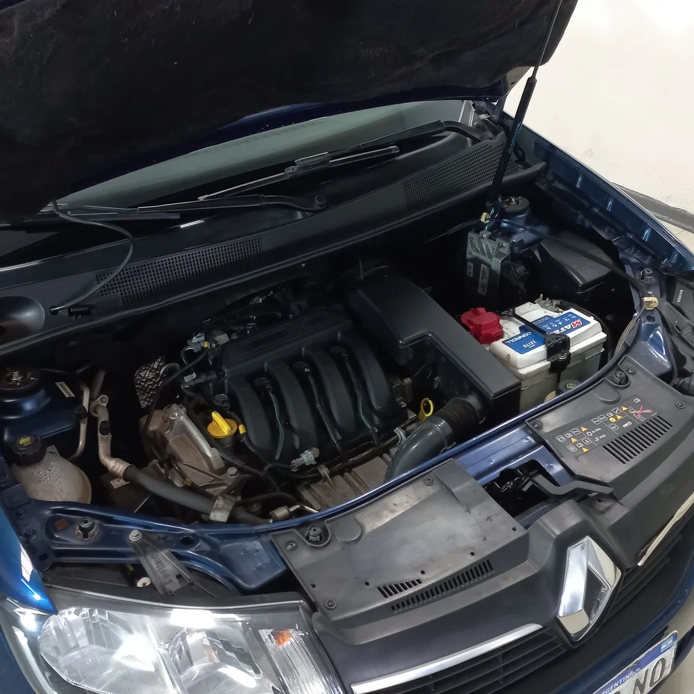 RENAULT Sandero 2017 4x2 NAFTA Miniatura 21