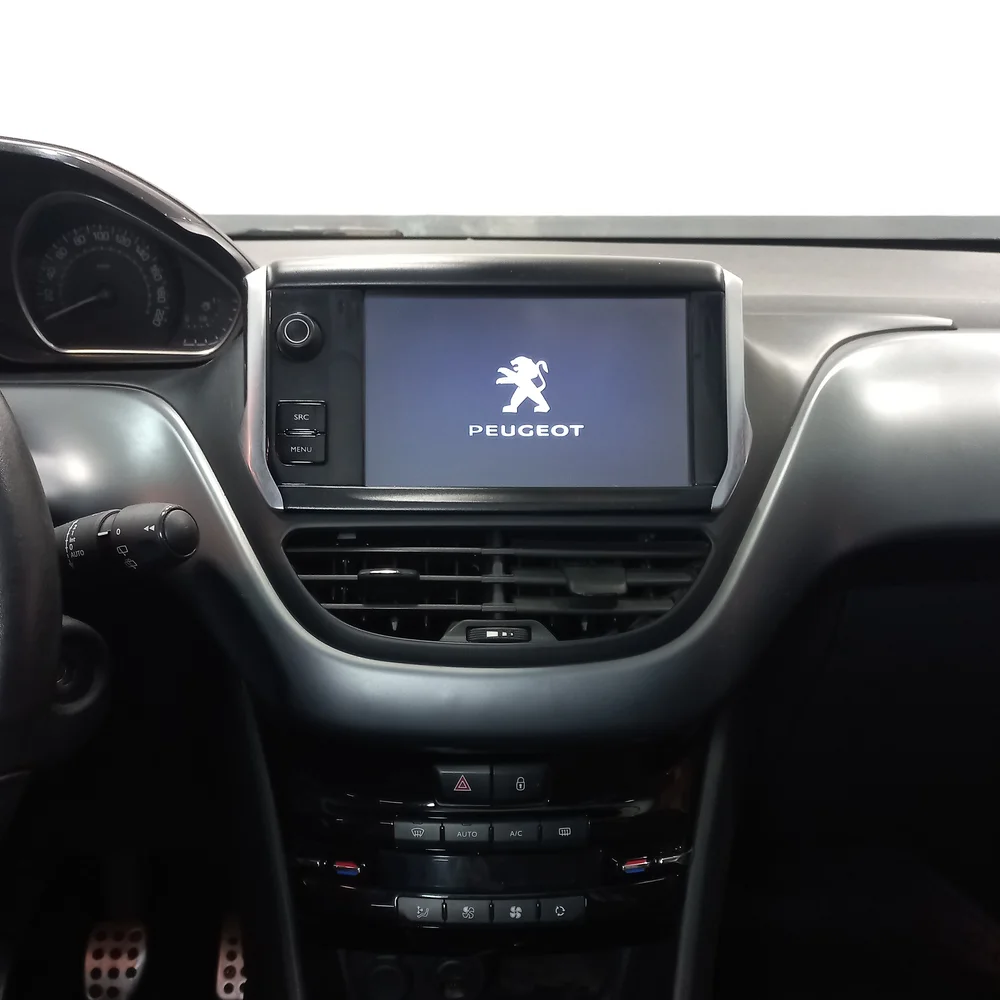 PEUGEOT 208 2014 4x2 NAFTA Miniatura 12