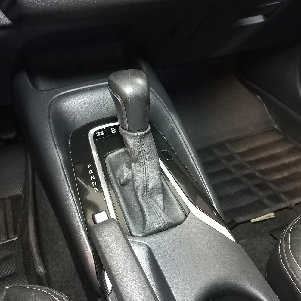 TOYOTA Corolla 2022 4x2 HIBRIDO Miniatura 13