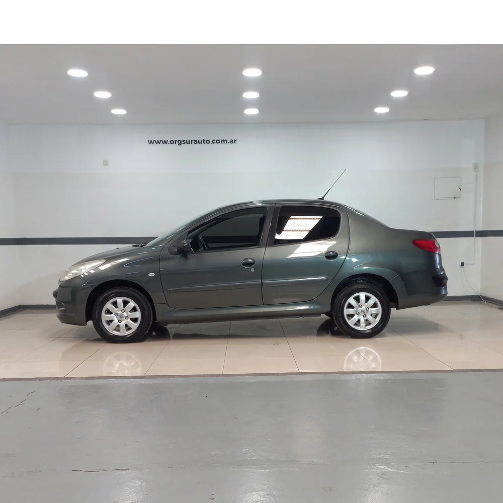 PEUGEOT 207 2011 4x2 DIESEL Miniatura 8