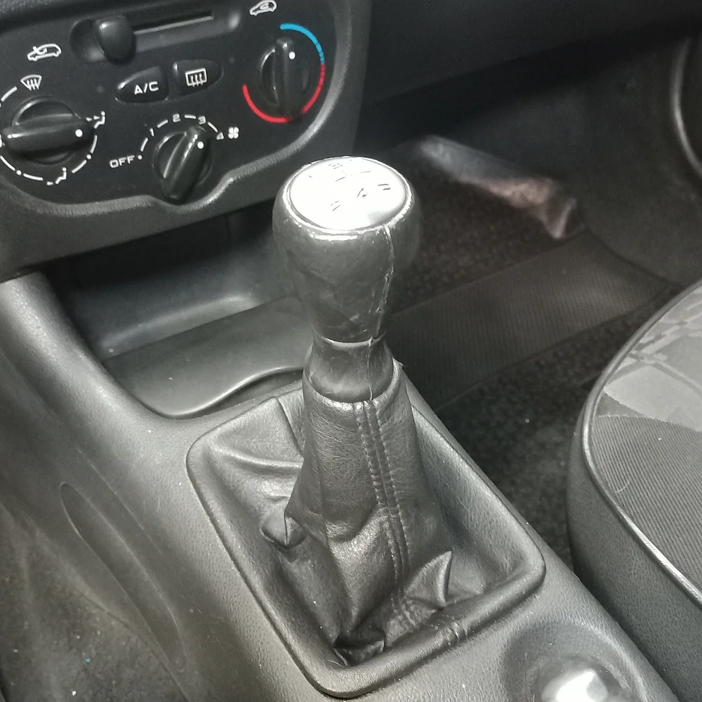 PEUGEOT 207 2011 4x2 DIESEL Miniatura 11