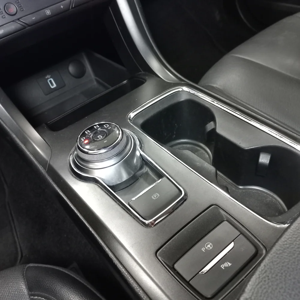 FORD Mondeo 2018 4x2 NAFTA Miniatura 14