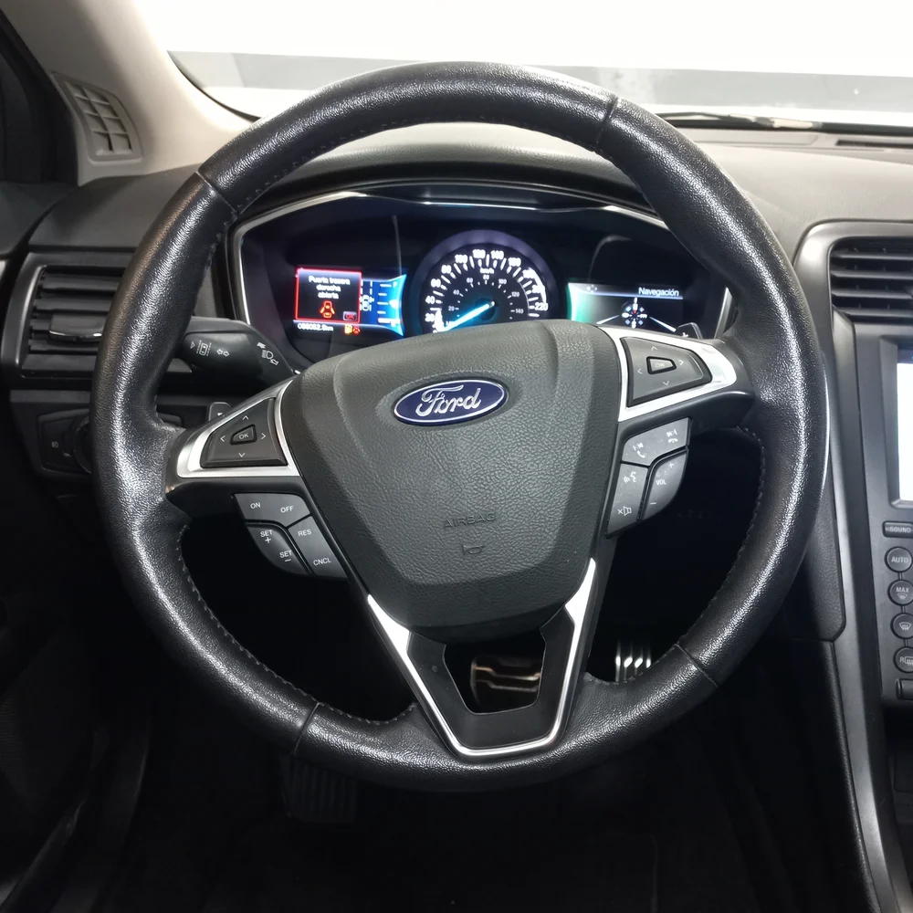 FORD Mondeo 2018 4x2 NAFTA Miniatura 16
