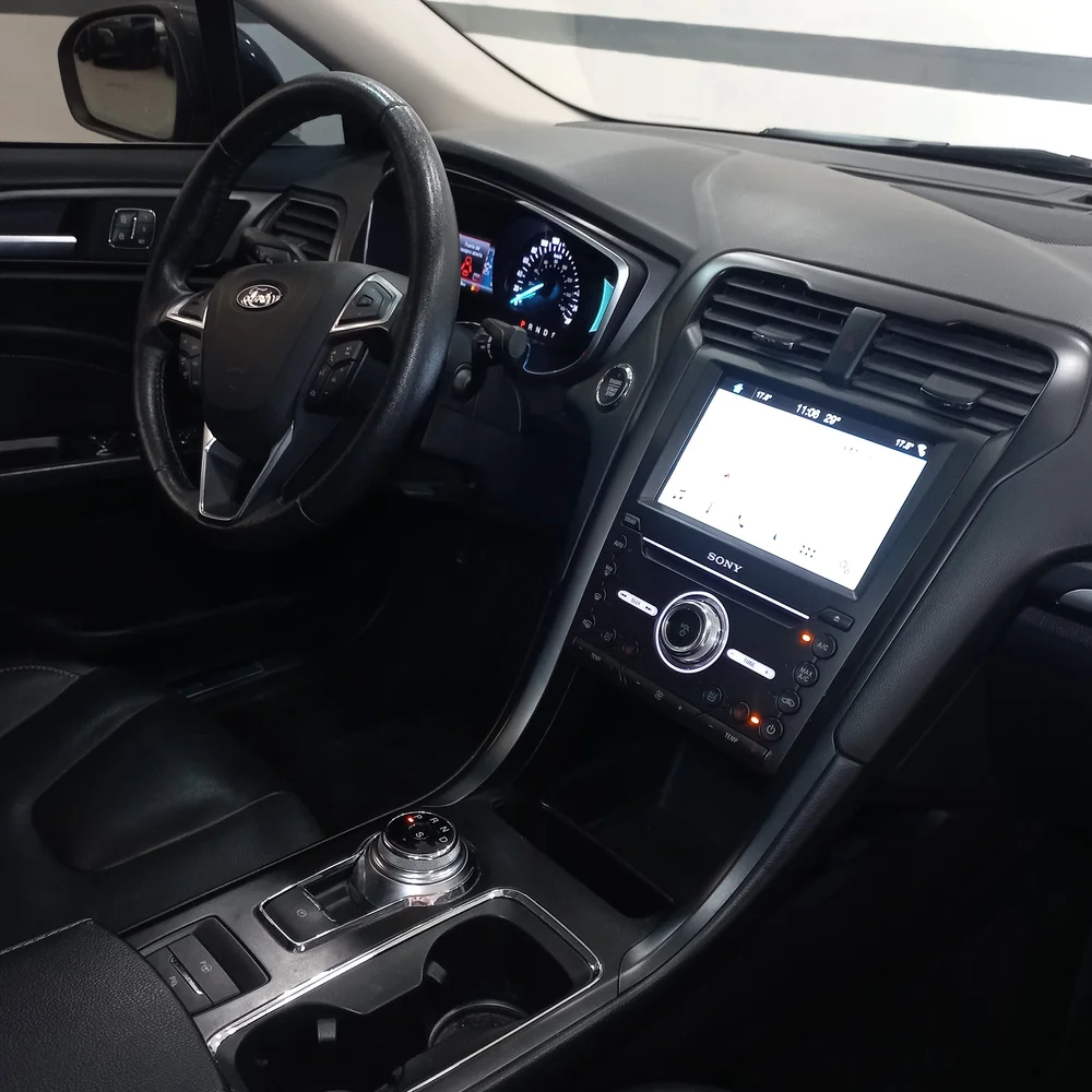 FORD Mondeo 2018 4x2 NAFTA Miniatura 18