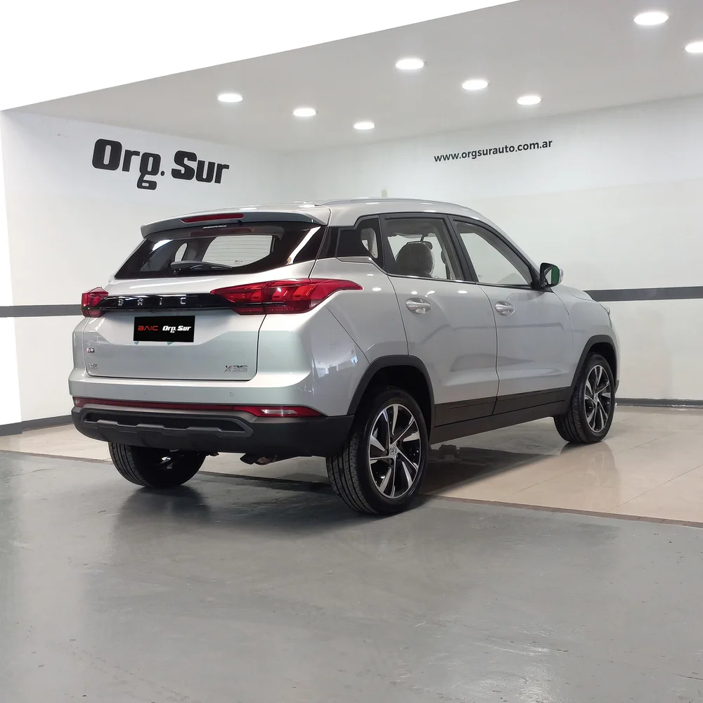 BAIC X35 2026 4x2 NAFTA Miniatura 5