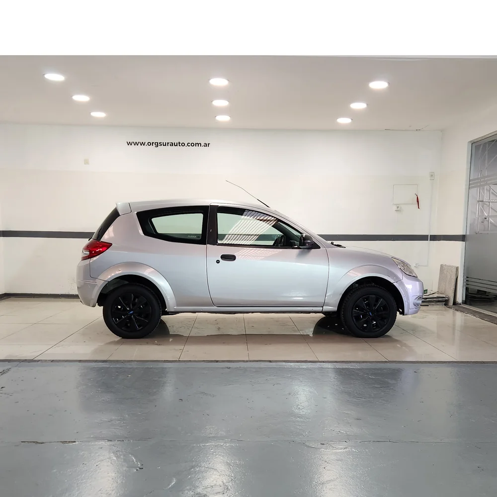 FORD KA 2010 4x2 NAFTA Miniatura 4