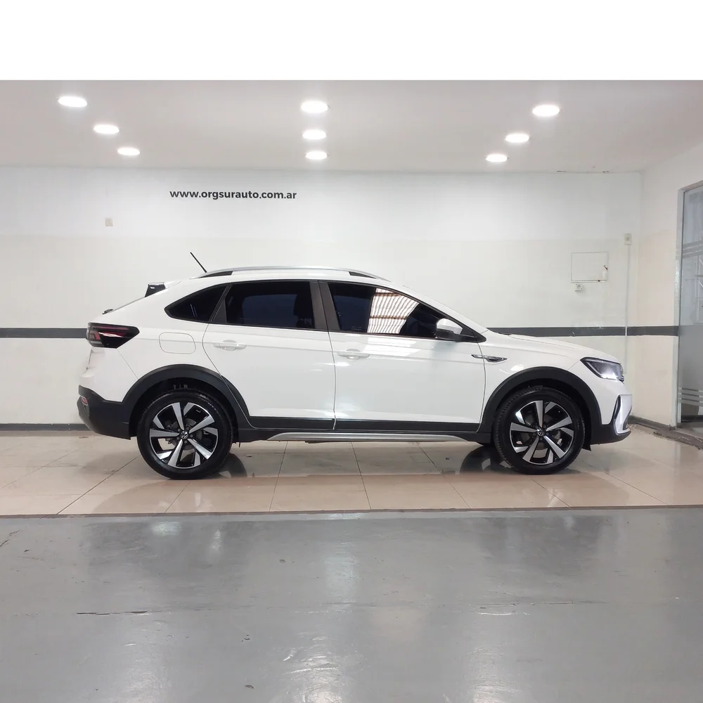 VW Nivus 2021 4x2 NAFTA Miniatura 4