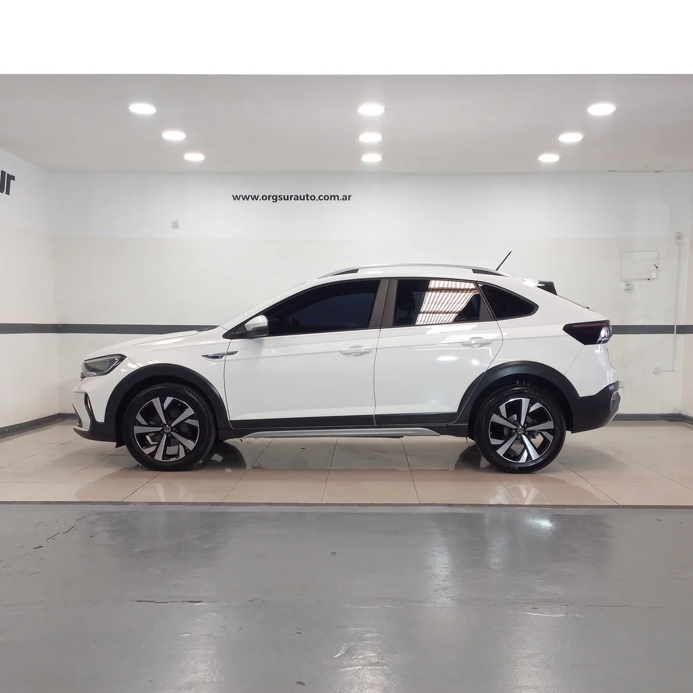 VW Nivus 2021 4x2 NAFTA Miniatura 8