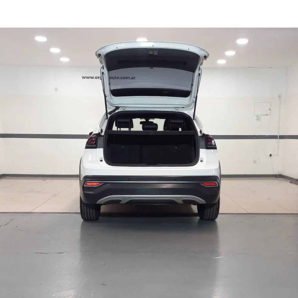 VW Nivus 2021 4x2 NAFTA Miniatura 10