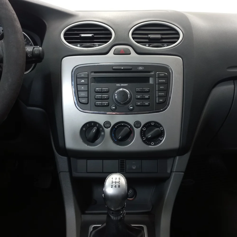 FORD Focus 2010 4x2 NAFTA Miniatura 12