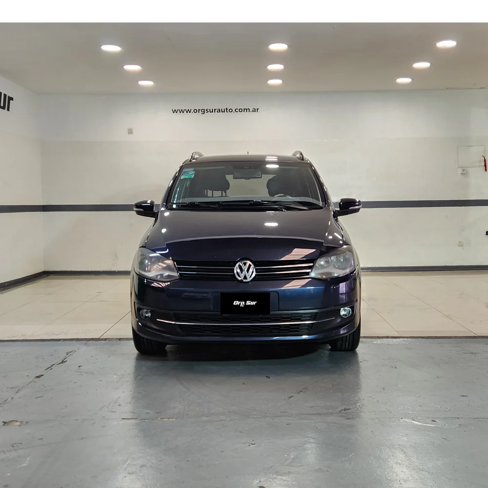 VW Suran 2014 4x2 NAFTA Miniatura 2