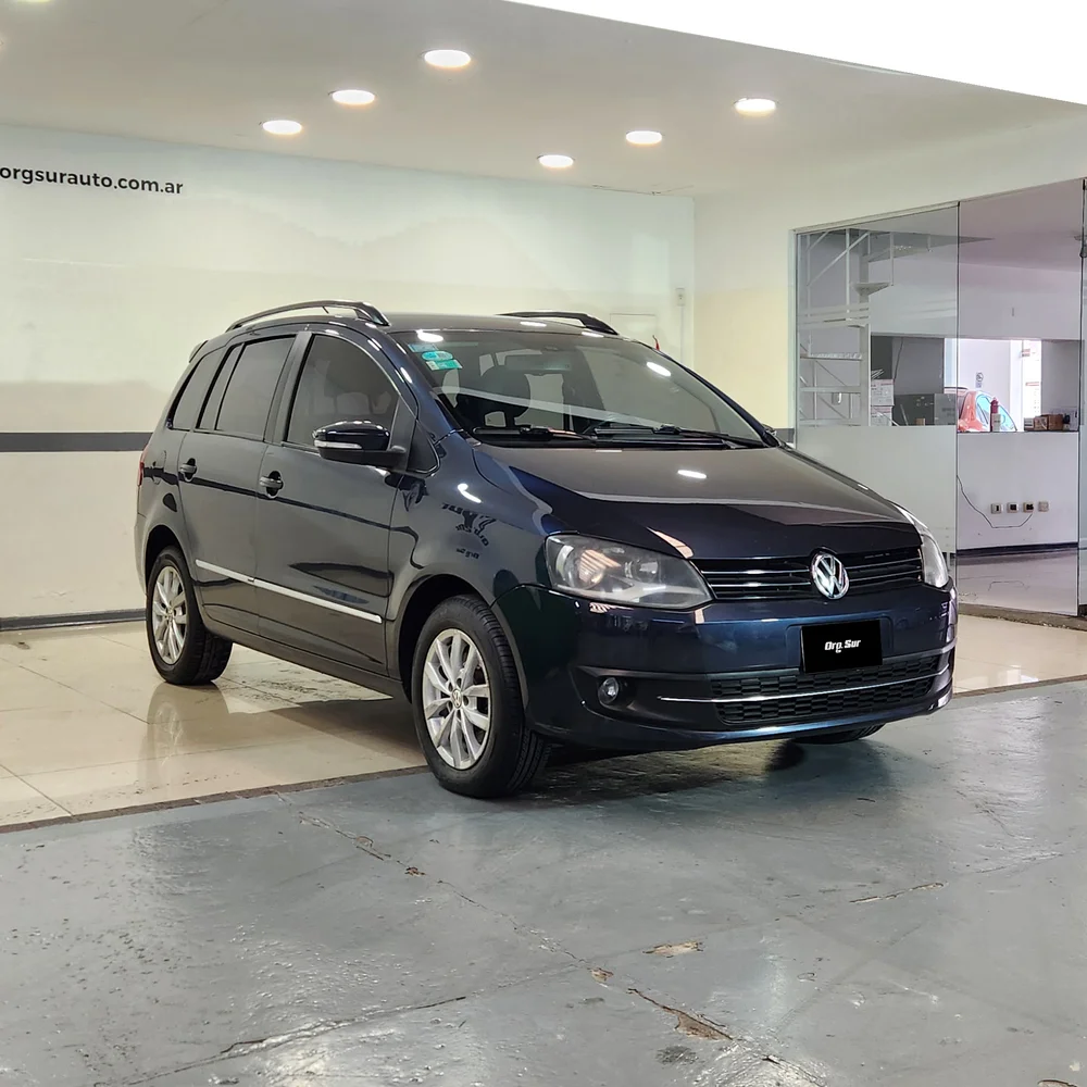 VW Suran 2014 4x2 NAFTA Miniatura 3