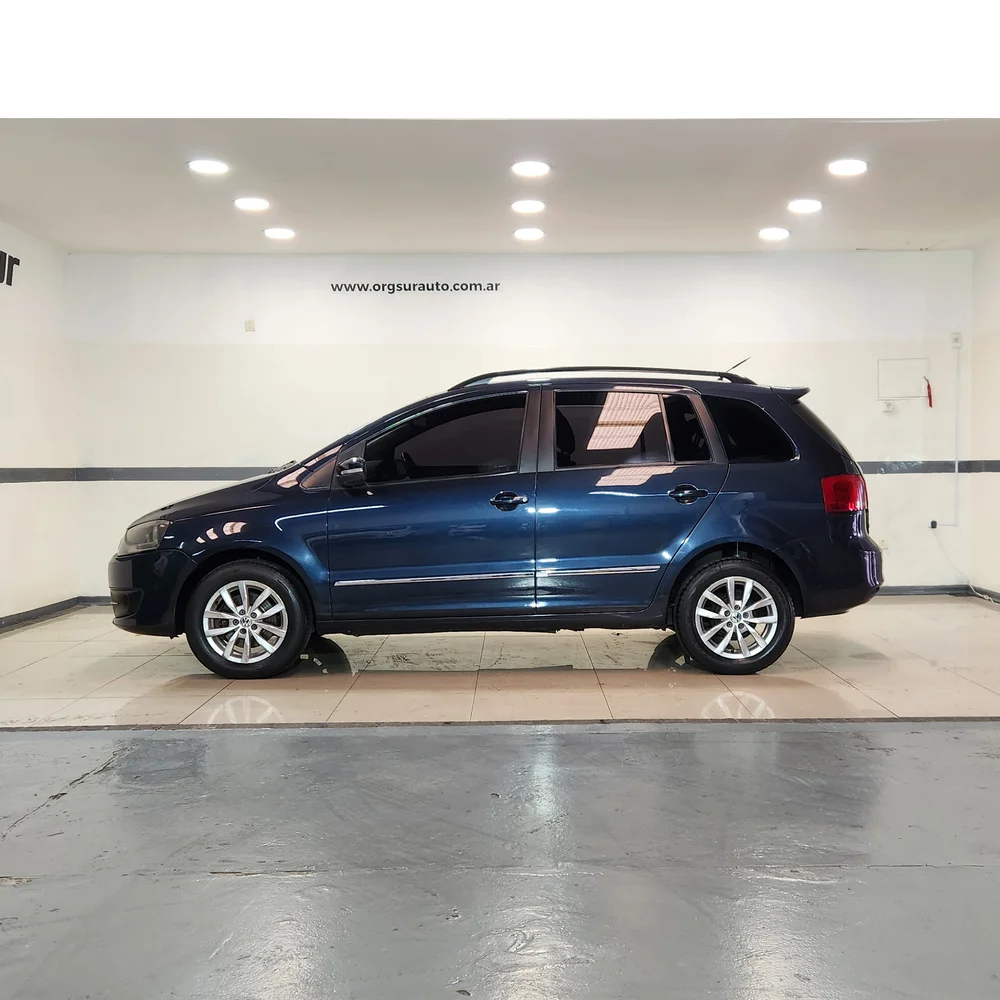 VW Suran 2014 4x2 NAFTA Miniatura 8