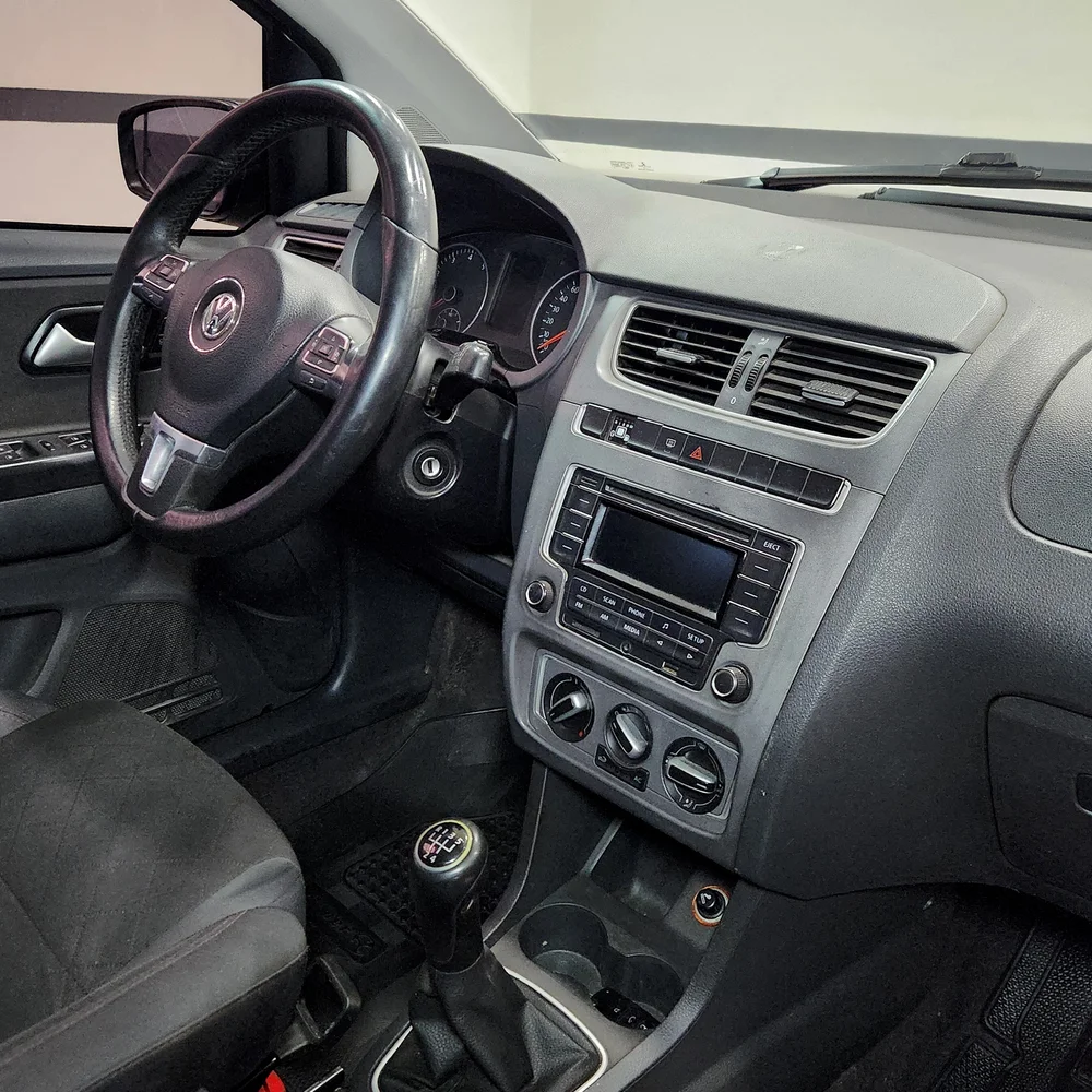 VW Suran 2014 4x2 NAFTA Miniatura 15