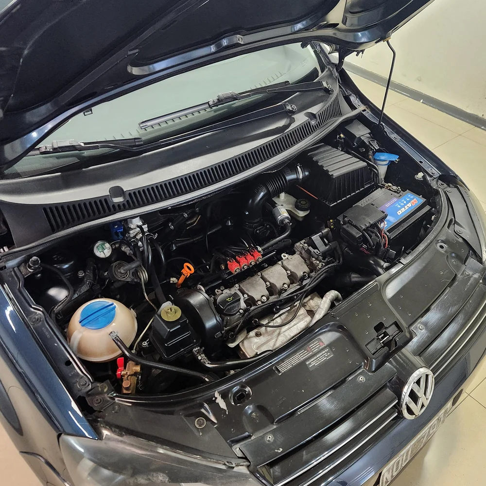VW Suran 2014 4x2 NAFTA Miniatura 20