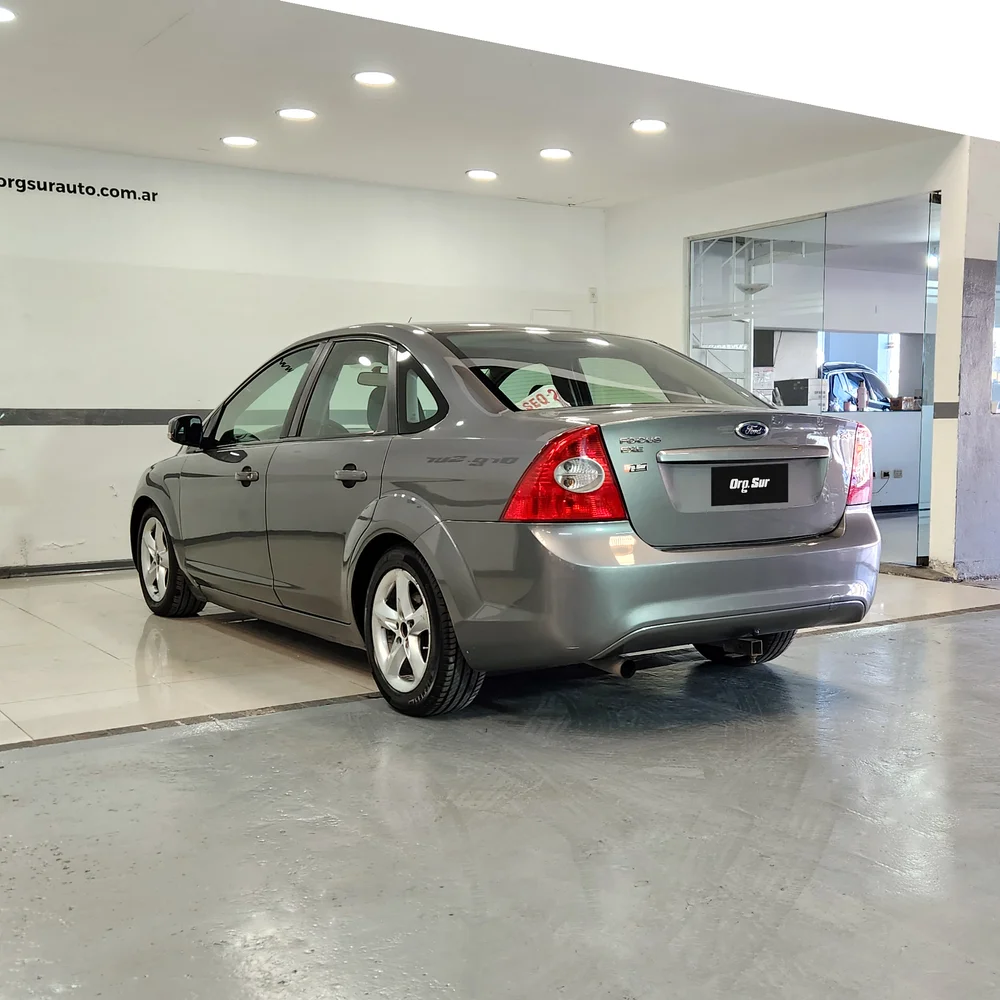 FORD Focus 2010 4x2 NAFTA Miniatura 7