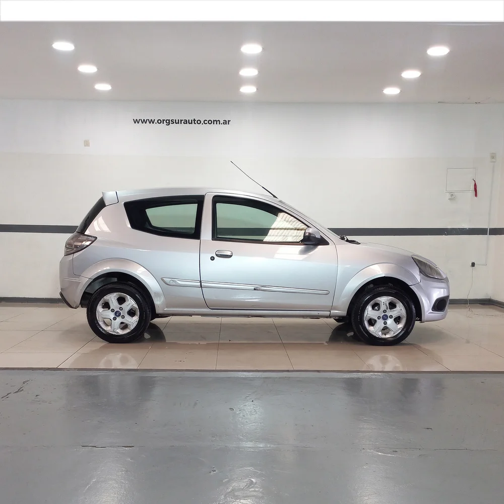 FORD KA 2013 4x2 NAFTA Miniatura 4