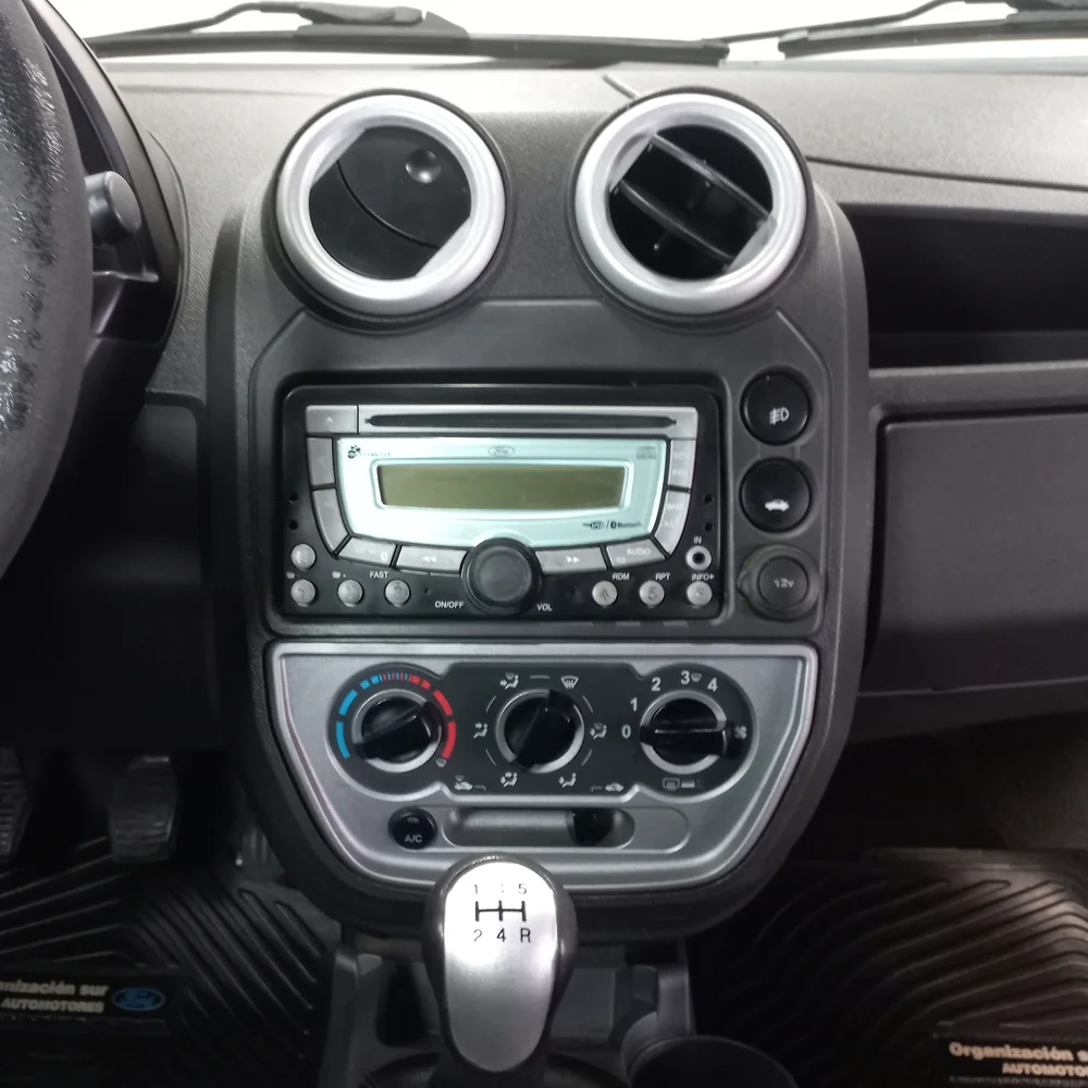 FORD KA 2013 4x2 NAFTA Miniatura 11