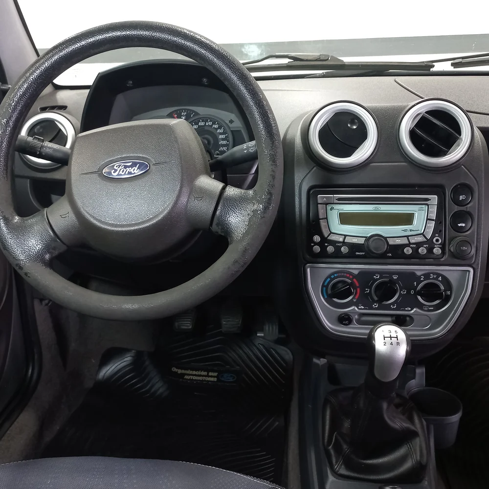 FORD KA 2013 4x2 NAFTA Miniatura 15