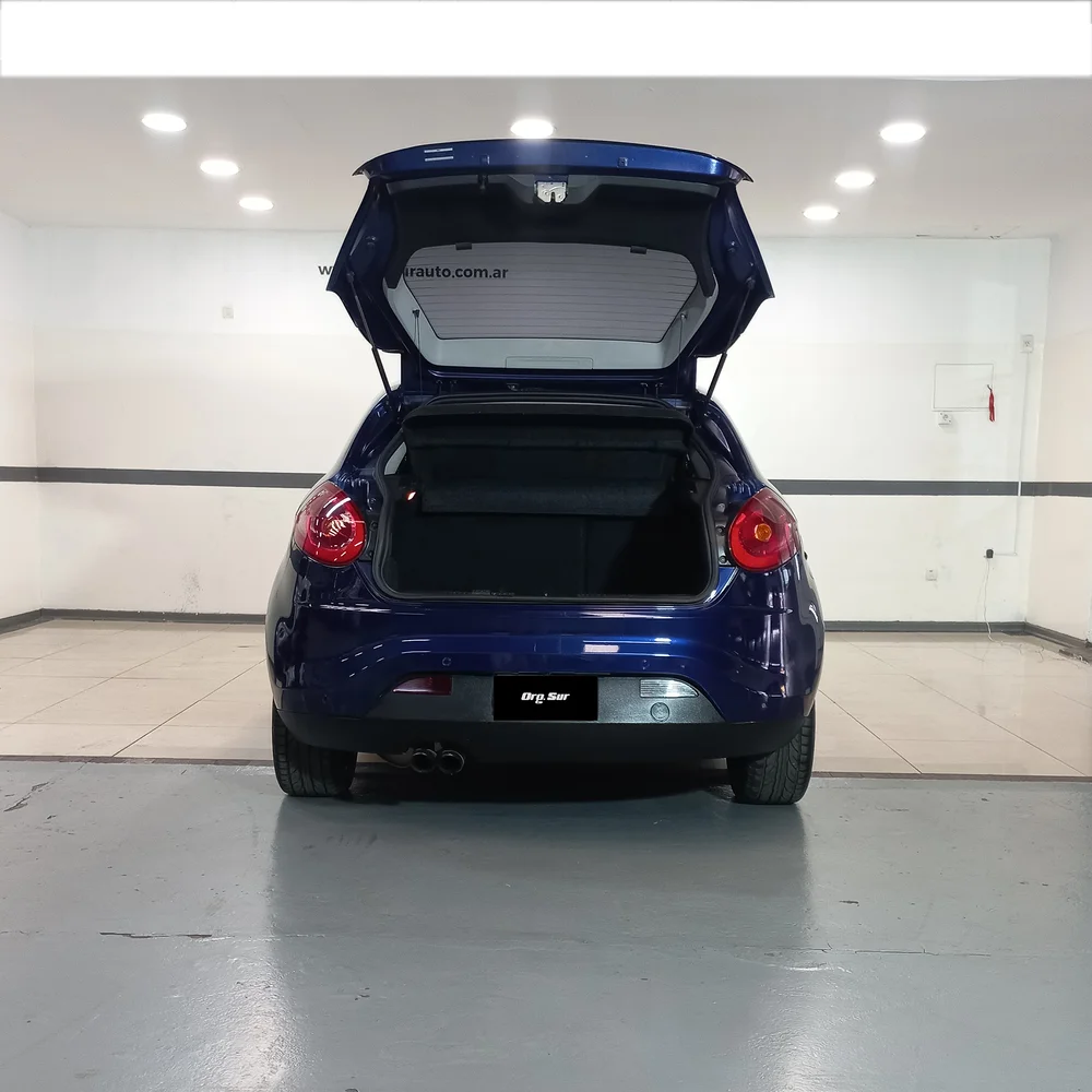 FIAT Bravo 2013 4x2 NAFTA Miniatura 10