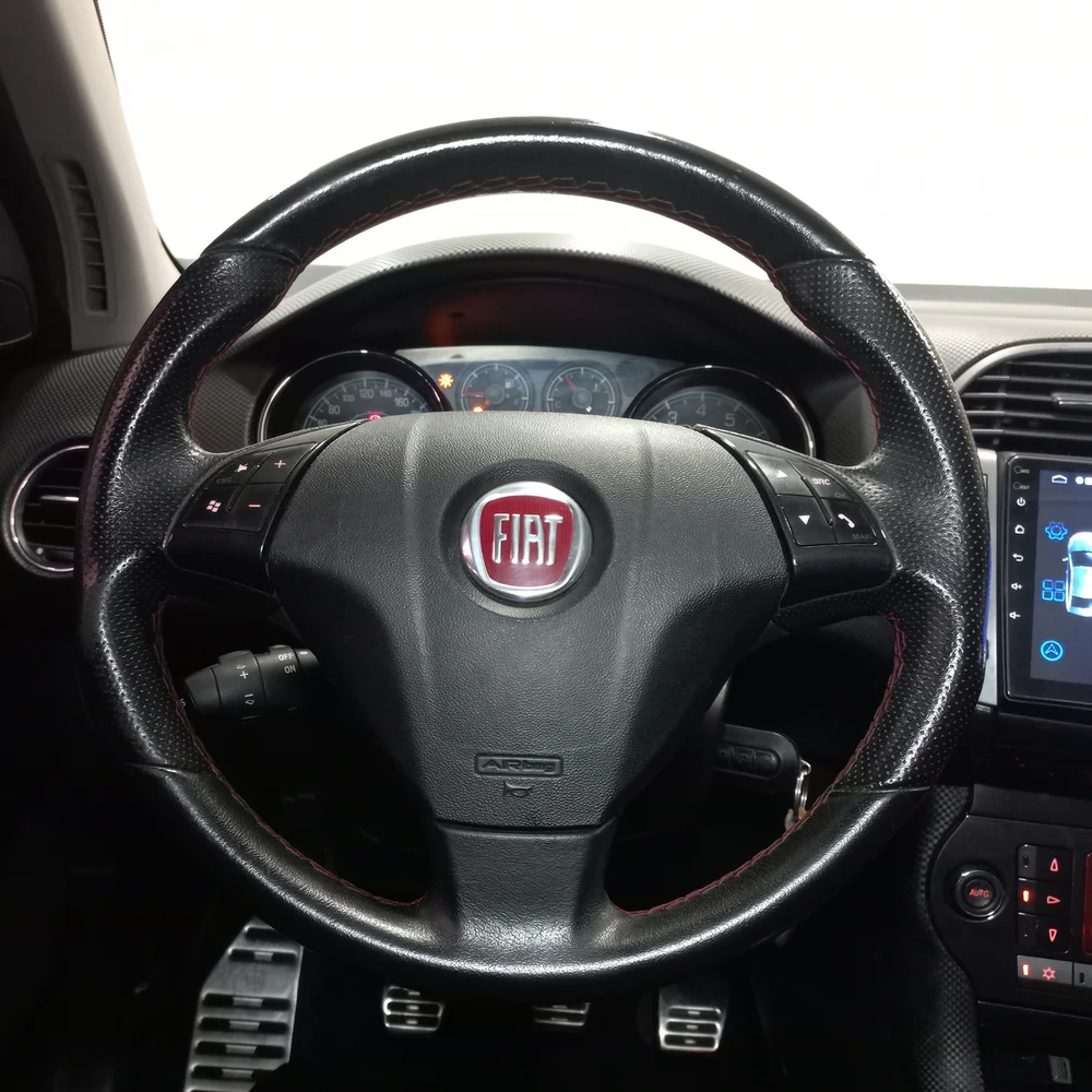 FIAT Bravo 2013 4x2 NAFTA Miniatura 14