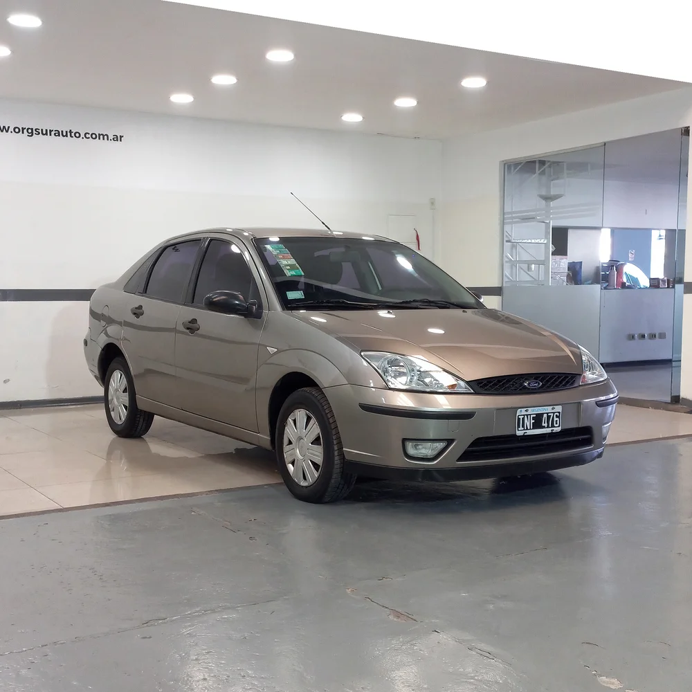 FORD Focus 2010 4x2 NAFTA Miniatura 3