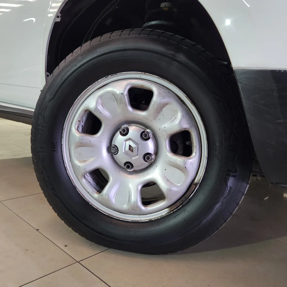 RENAULT Duster 2014 4x2 NAFTA Miniatura 23